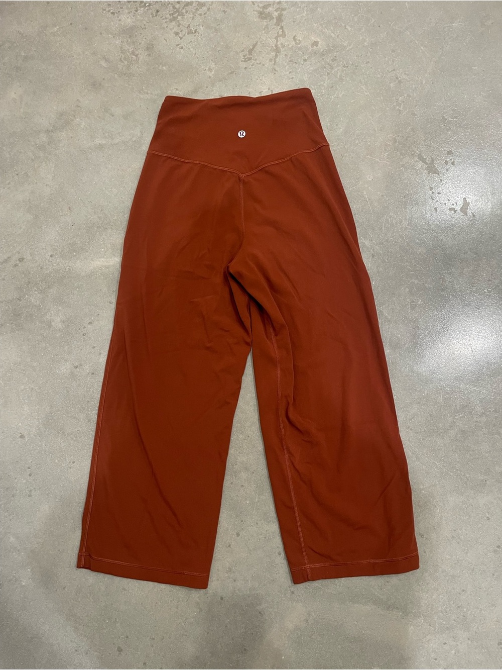 lululemon athletica Wide-Leg Cropped Leggings in Rust